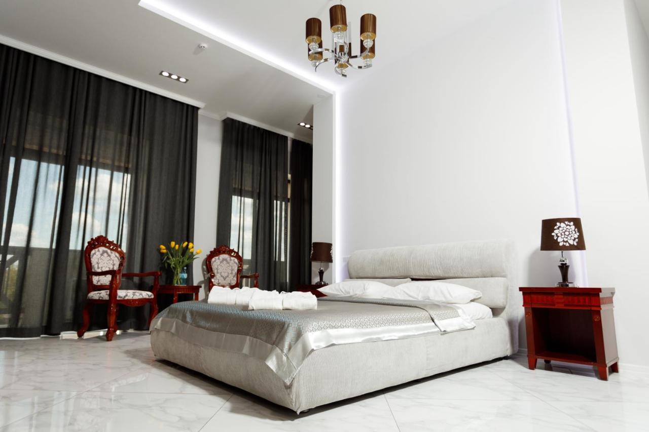 Giowine Hotel & Restaurant Cricova Екстер'єр фото