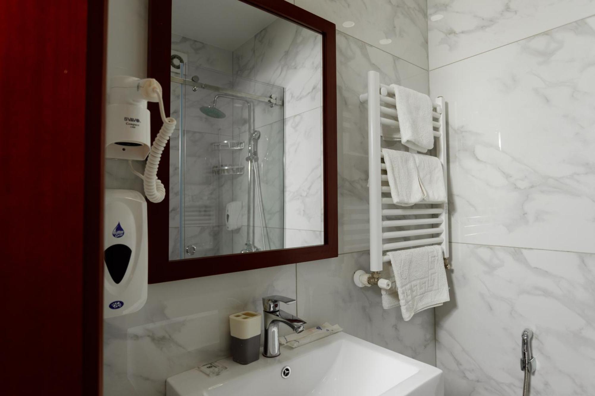 Giowine Hotel & Restaurant Cricova Номер фото
