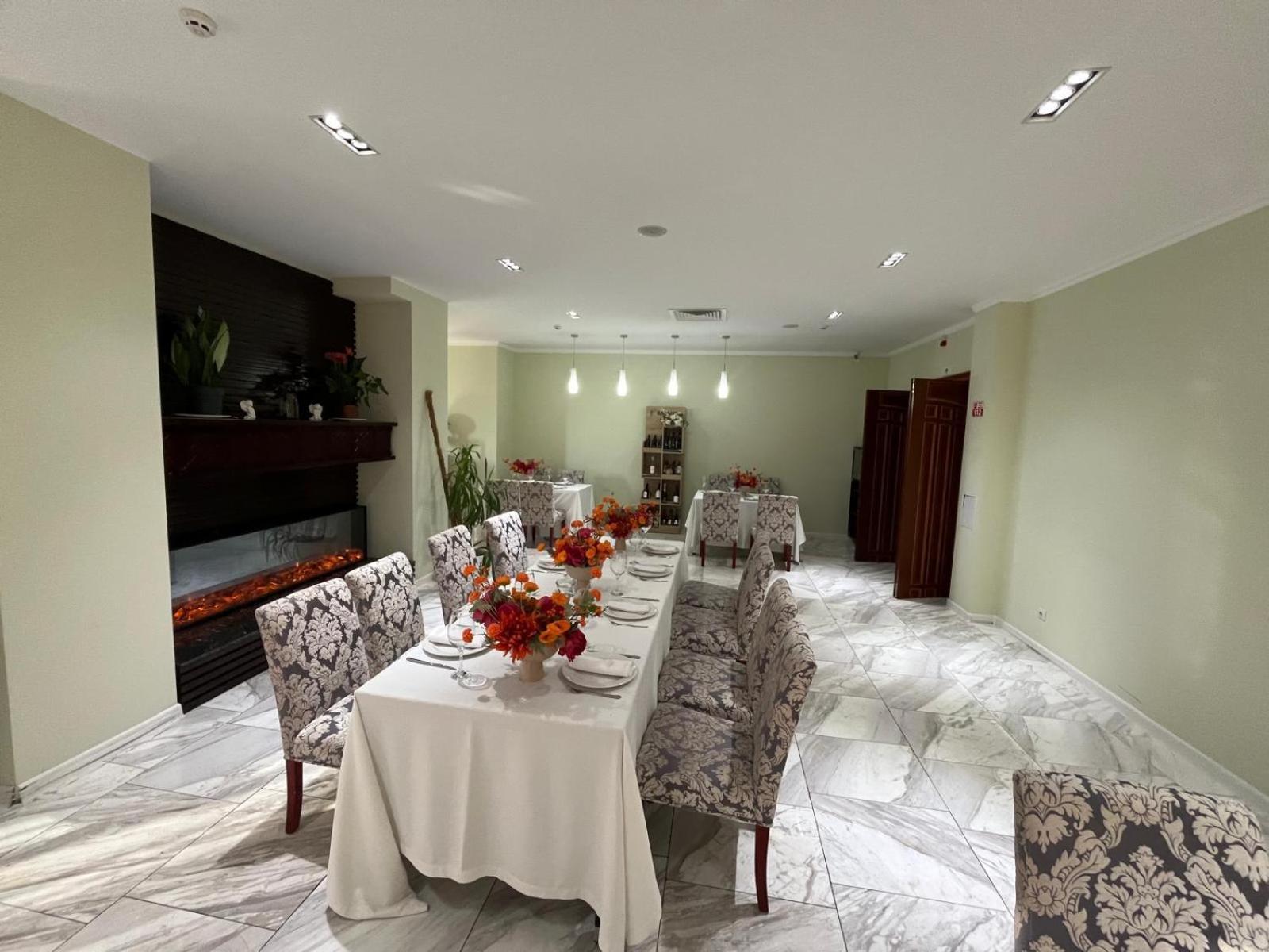Giowine Hotel & Restaurant Cricova Екстер'єр фото
