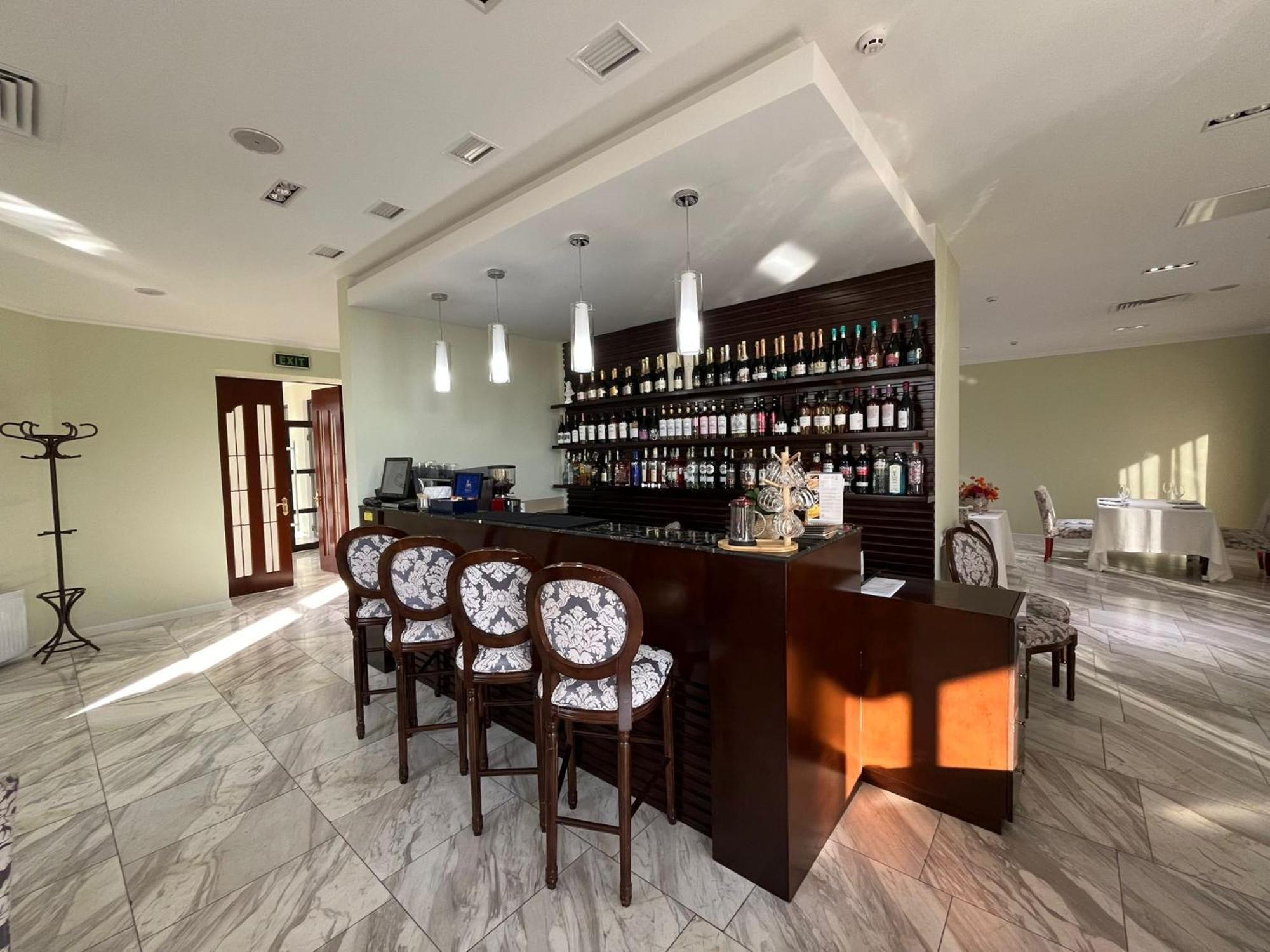 Giowine Hotel & Restaurant Cricova Екстер'єр фото