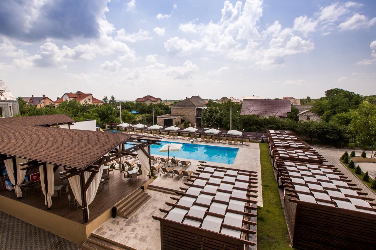 Giowine Hotel & Restaurant Cricova Екстер'єр фото