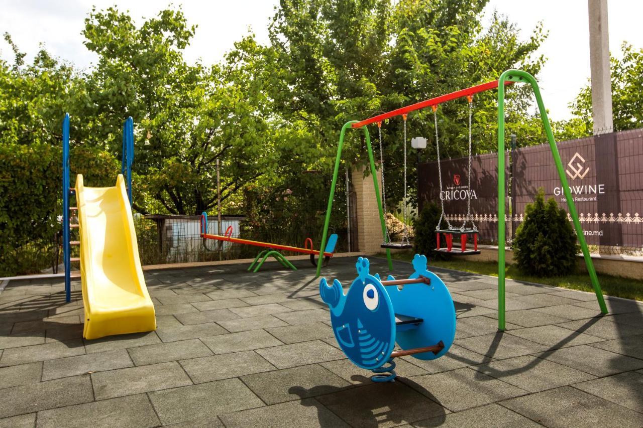 Giowine Hotel & Restaurant Cricova Екстер'єр фото